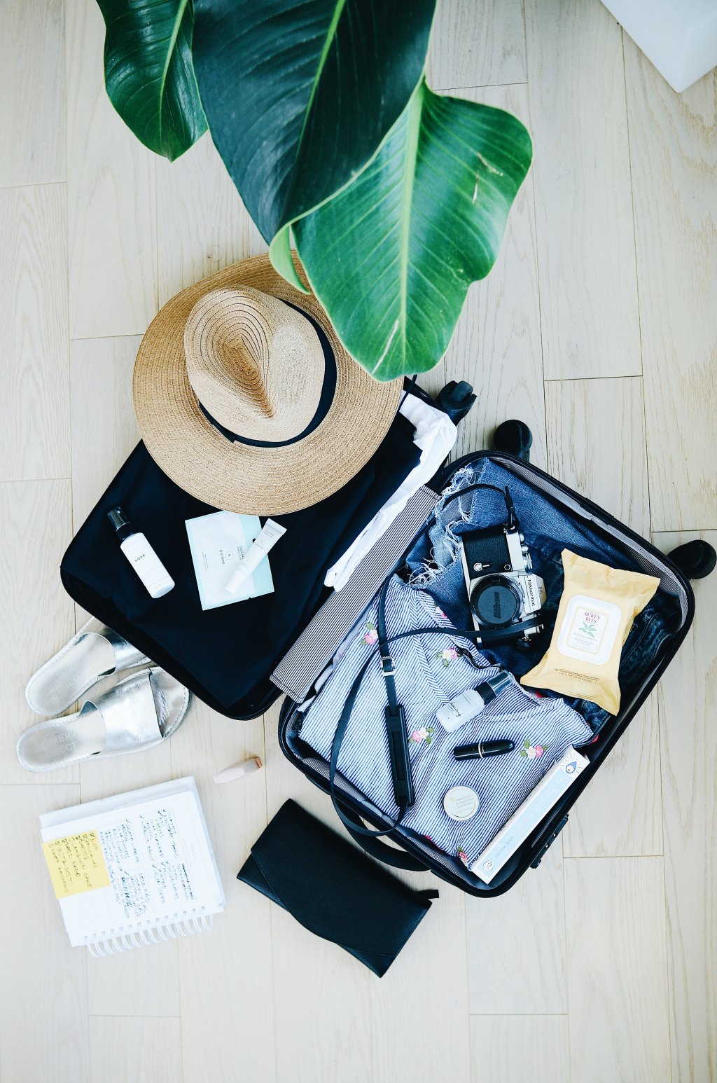 Short-Term Moving Abroad Lifestyle&nbsp;Necessities