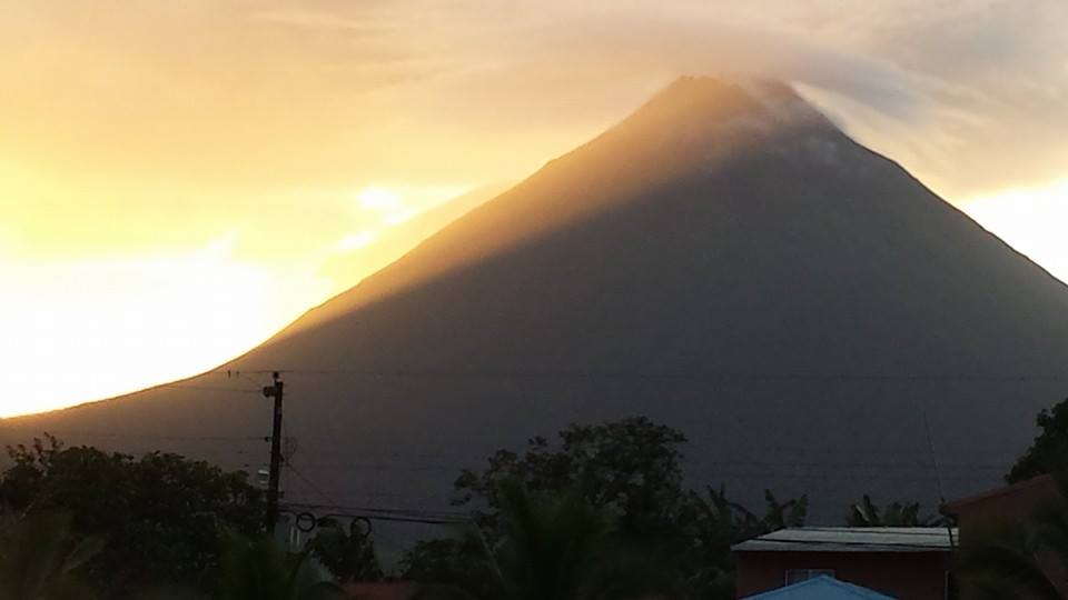 1545142_284684158345960_376924556_n